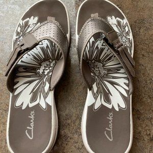 Clark cloudstepper flip flop